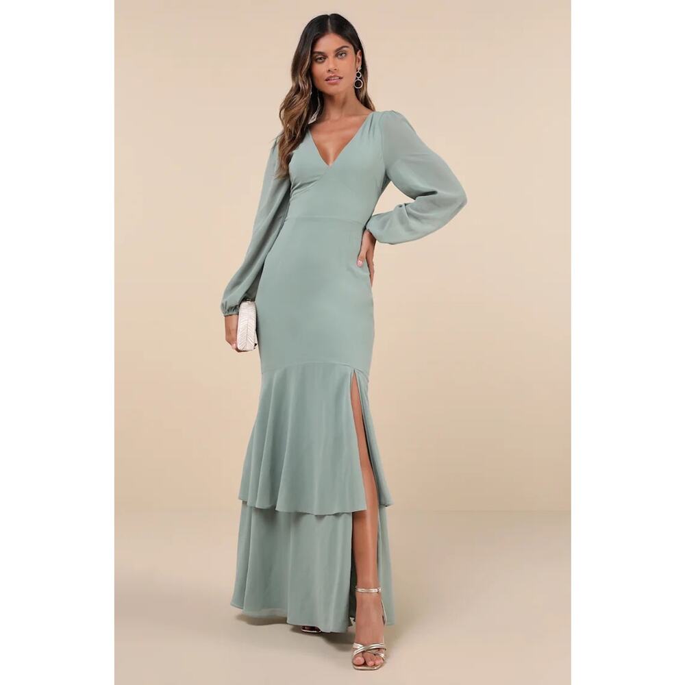Lulu's Sage Green V-Neck Long Sleeve Maxi Dress